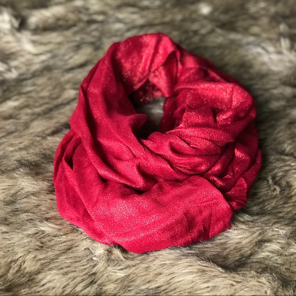Red Scarf. Express Scarf. Christmas Scarf.